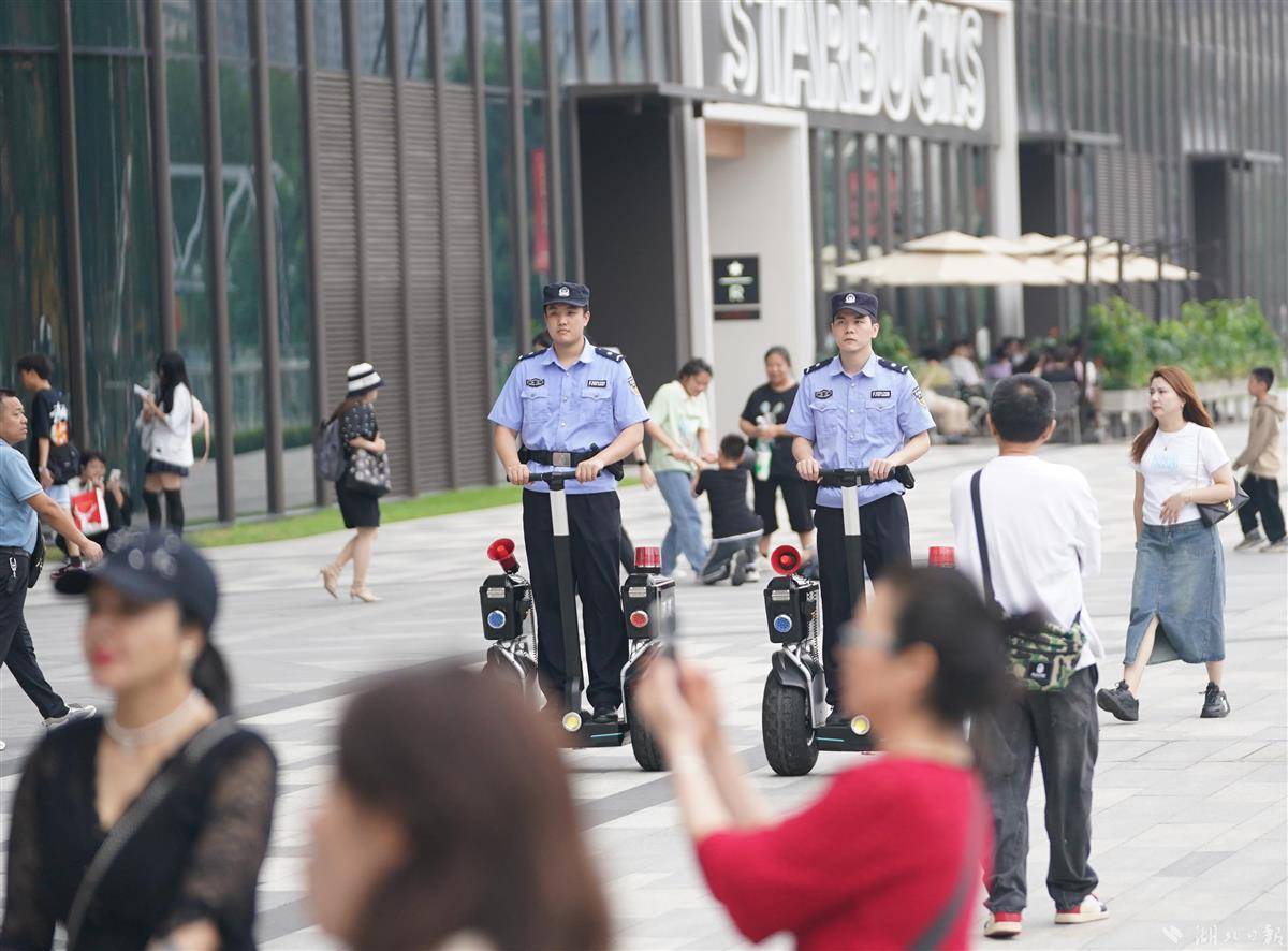 万人炸金花下载
